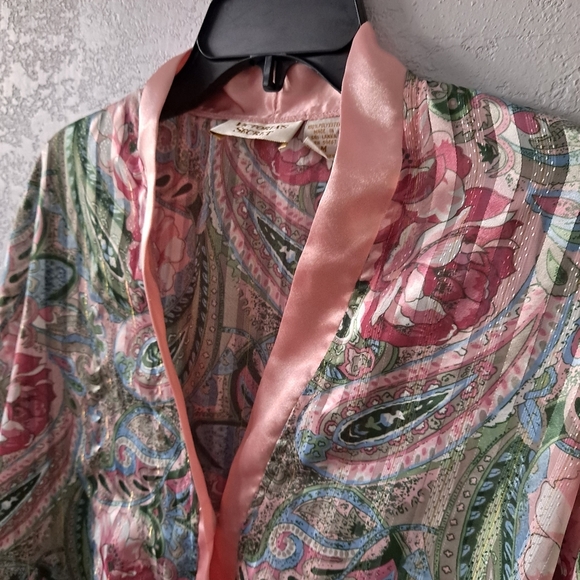 Vintage Victoria's Secret Floral Sleep Shirt - Picture 6 of 7